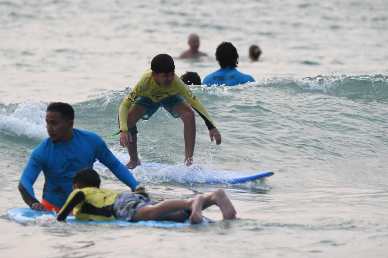 Готель Baan Andaman Sea Surf Patong Екстер'єр фото