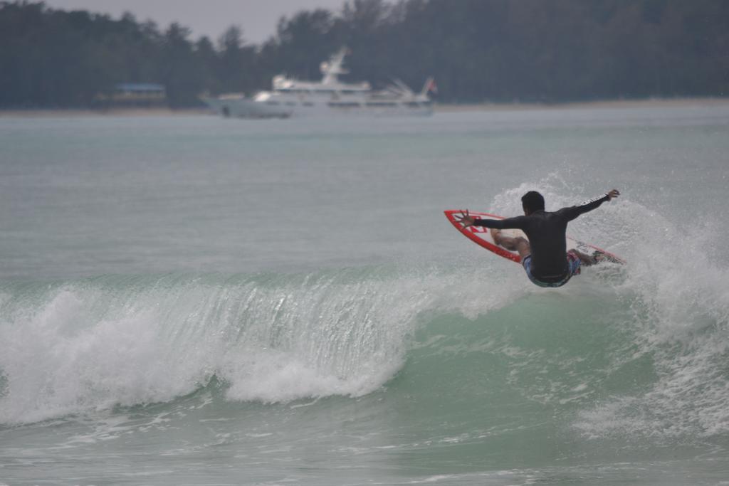 Готель Baan Andaman Sea Surf Patong Екстер'єр фото
